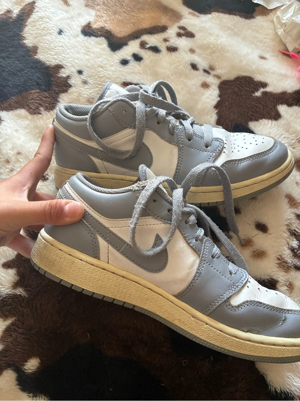 Nike Air Jordan 1 Low Men's Sneakers - White & Grey
